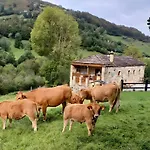 Pasiega Lo Minarro Country house San Roque de Riomiera