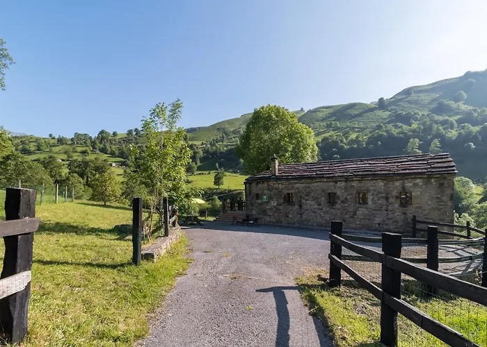 Pasiega Lo Minarro 컨트리하우스 *