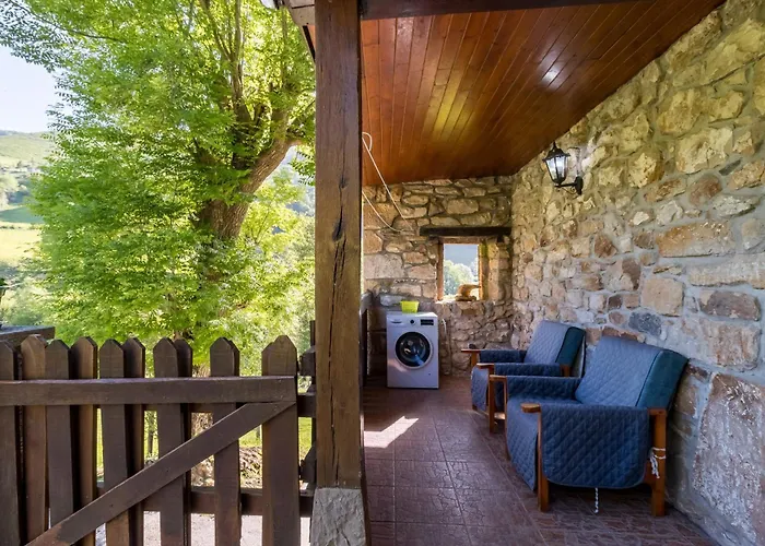 Pasiega Lo Minarro 컨트리하우스